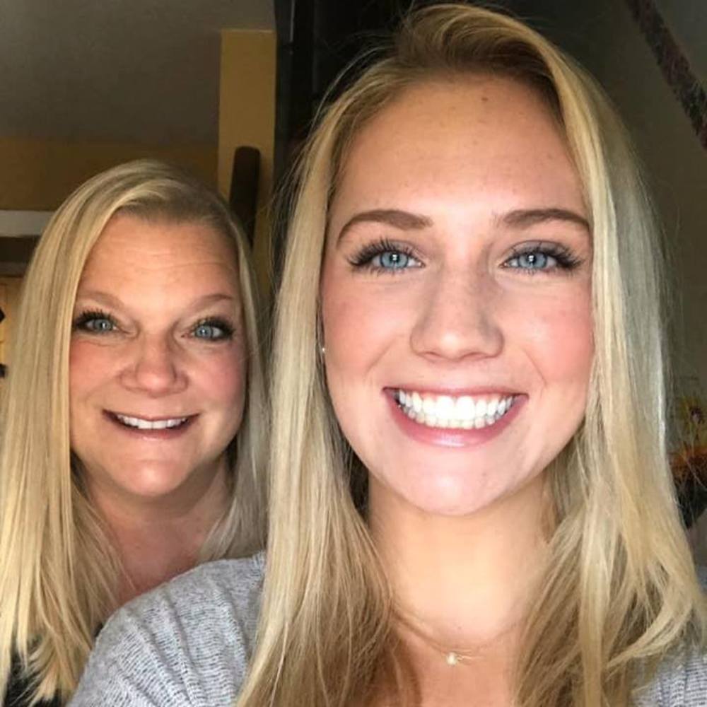 Meet your Posher, Lori